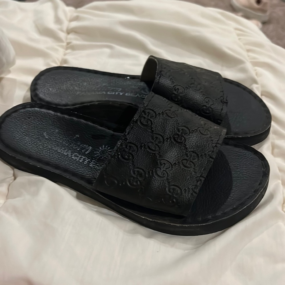handmade gucci logo sandals size 8